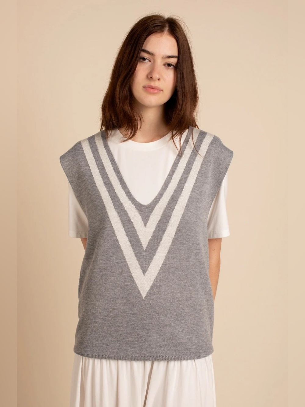 NWT Sandro oversized vest Grey Knit V-Neck Vest with White Chevron